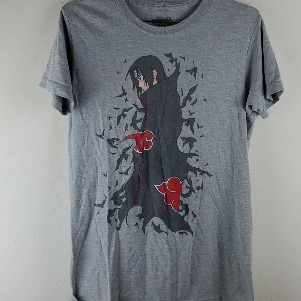 Naruto - Itachi Uchiha graphic tee Size L